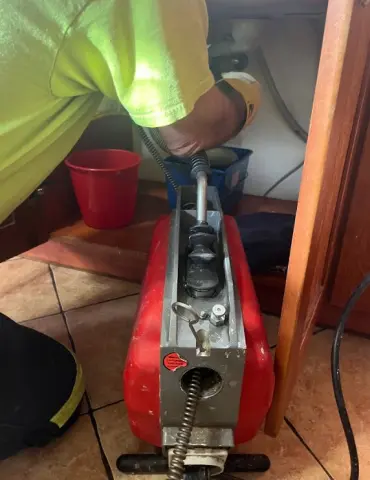 Csőspirál munkában - Világi Duguláselhárítás